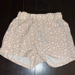 Soft tan floral shorts